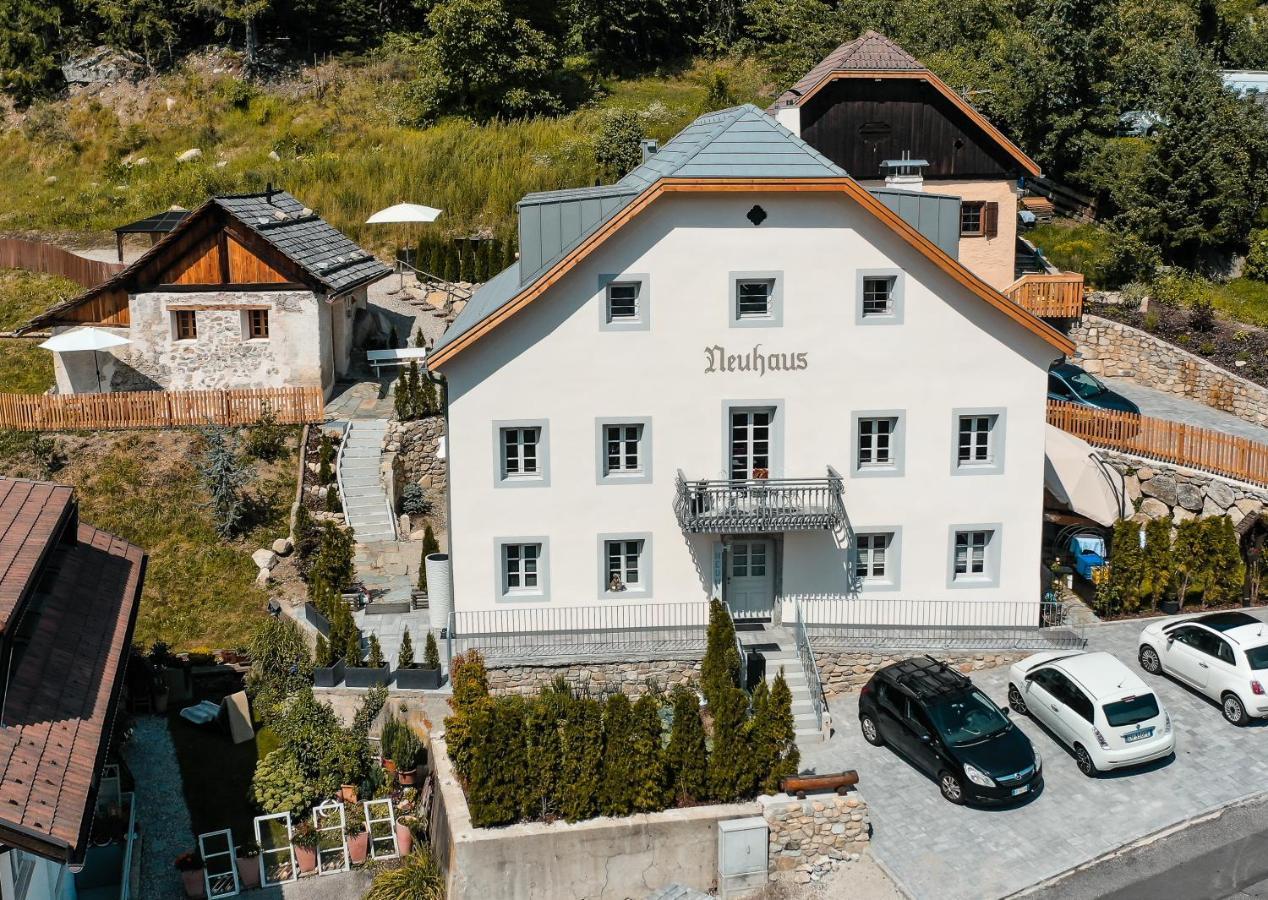 Apartments, Guest House & Historic Chalet Neuhaus San Sigismondo Bagian luar foto