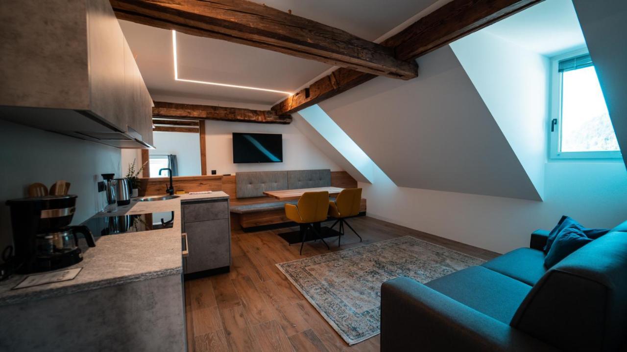 Apartments, Guest House & Historic Chalet Neuhaus San Sigismondo Bagian luar foto