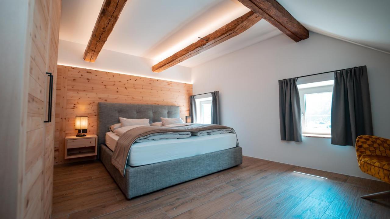 Apartments, Guest House & Historic Chalet Neuhaus San Sigismondo Bagian luar foto