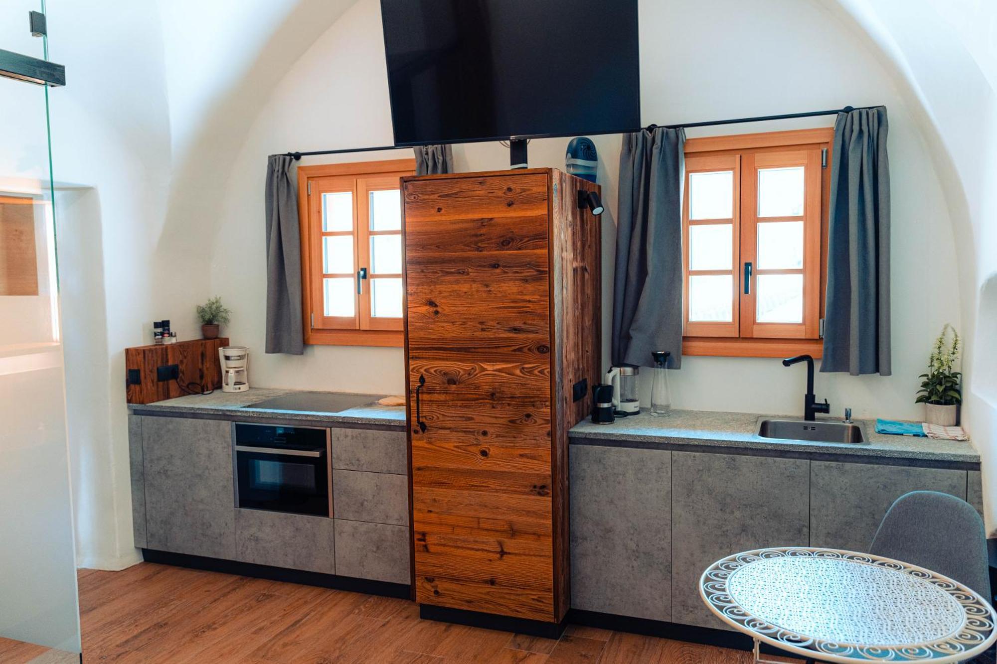 Apartments, Guest House & Historic Chalet Neuhaus San Sigismondo Bagian luar foto